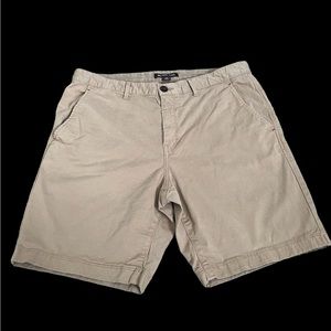 Michael Kors Men’s Khaki Colored Shorts Waist Size 34 and Length 8”.